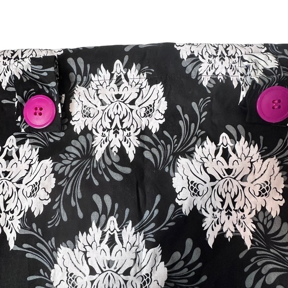 Car Seat Canopy Cover in Black, White, Gray and Pink - Picture 8 of 8